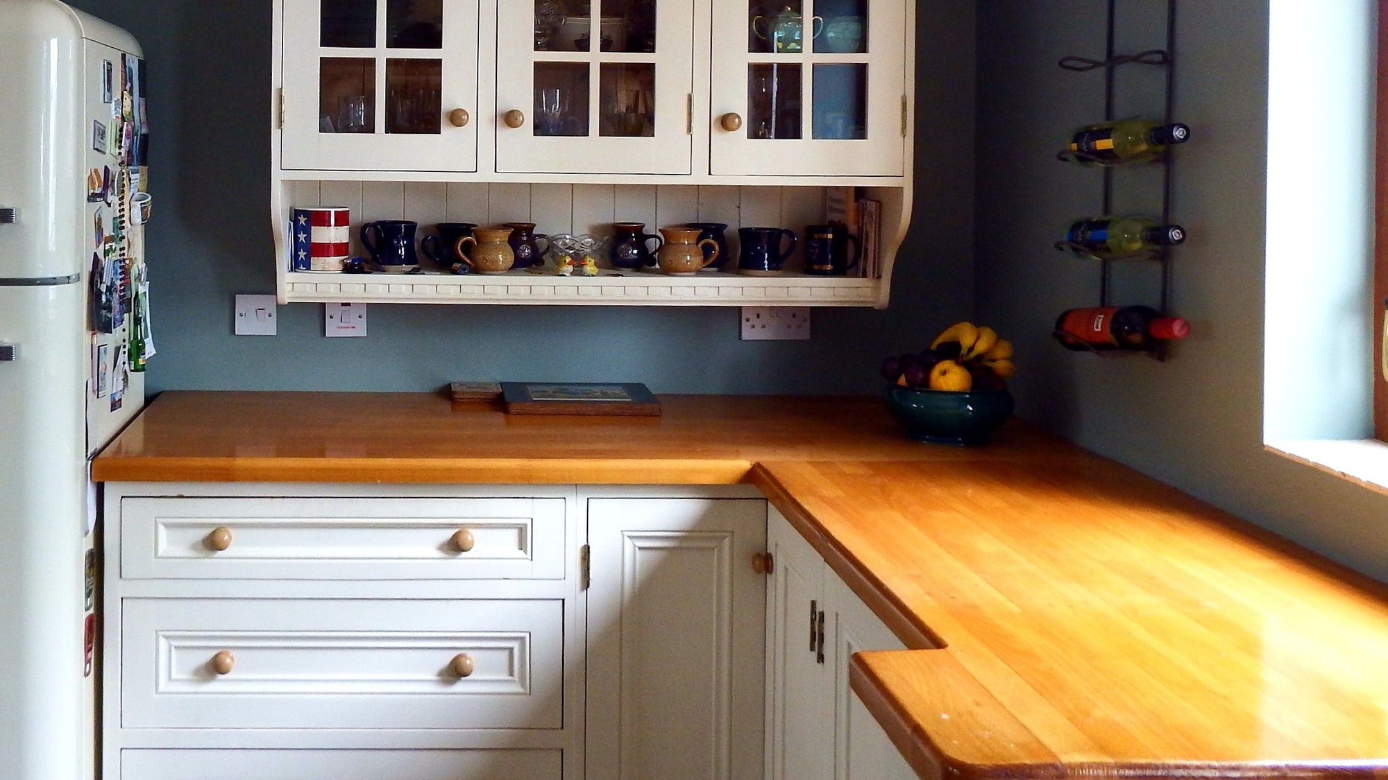 Painting Kitchen Cupboards